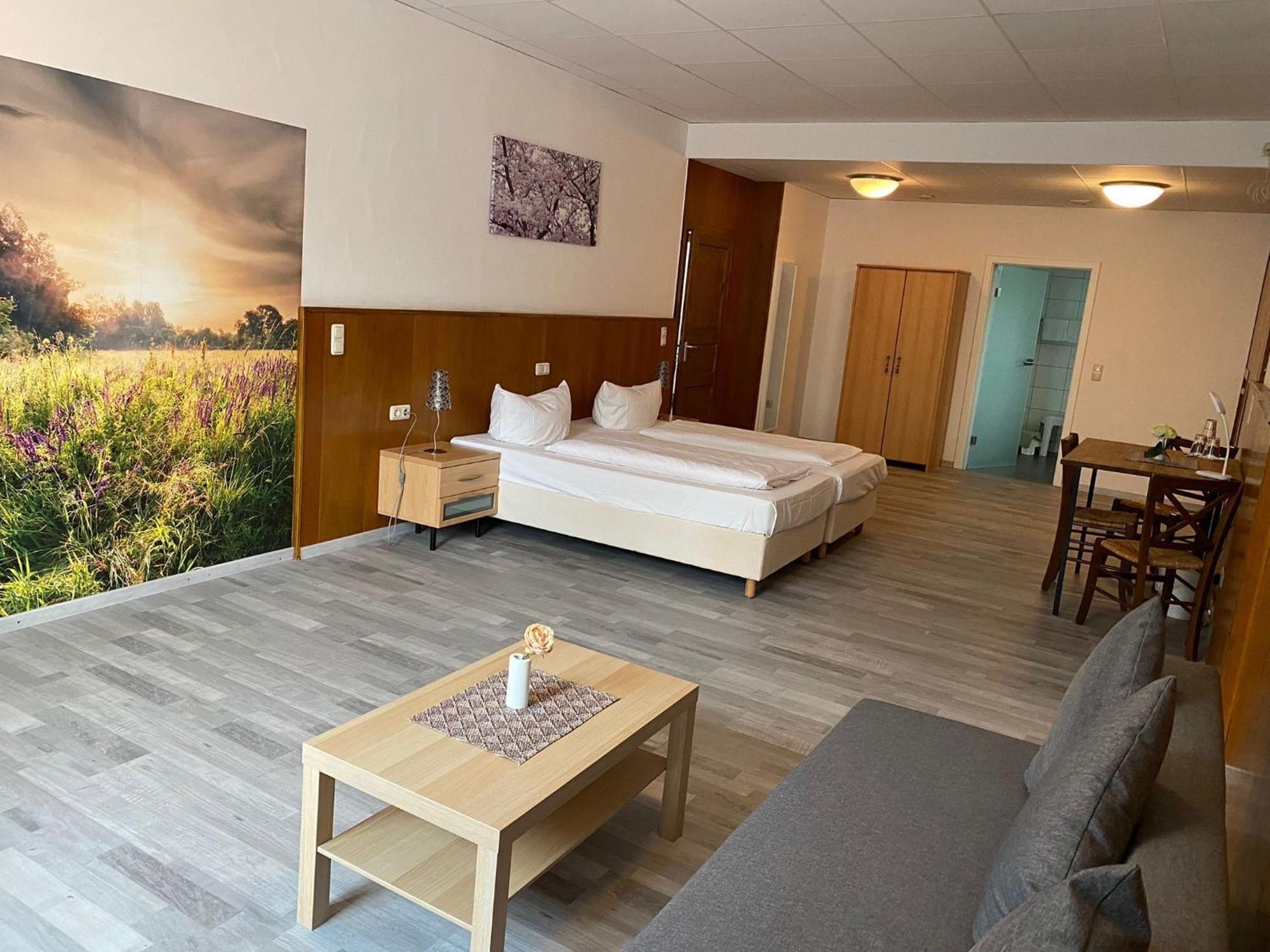 Hotel Sonne - Haus 2 Idstein Zewnętrze zdjęcie